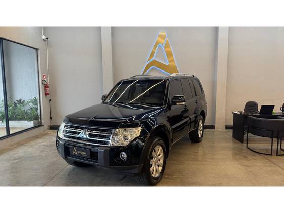 MITSUBISHI PAJERO FULL 3.8 HPE 4X4 V6 24V GASOLINA 4P AUTOMÁTICO